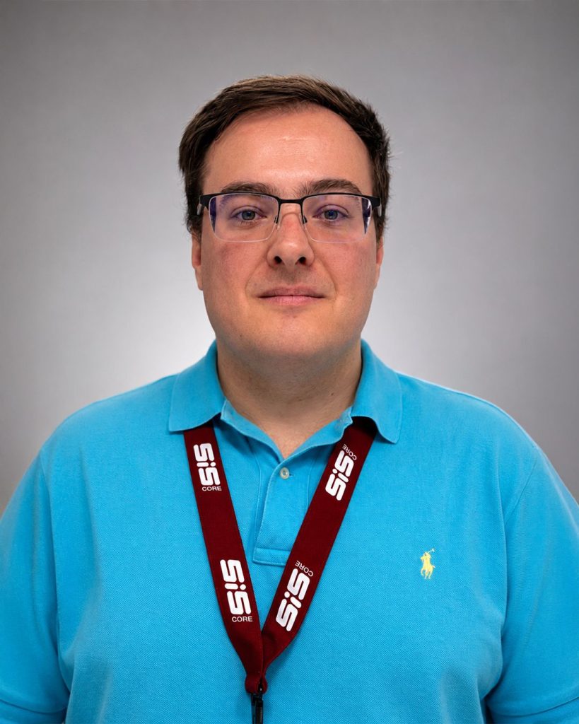 ADRIÁN GARCÍA