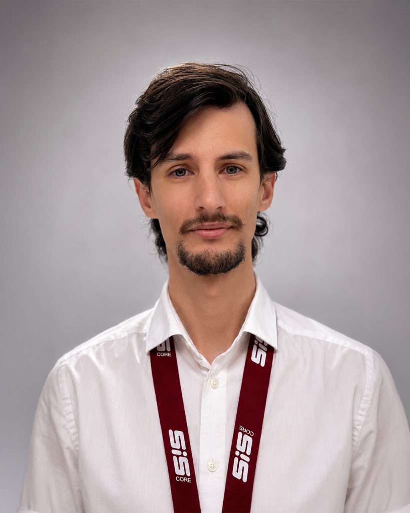 RUBÉN MORENO